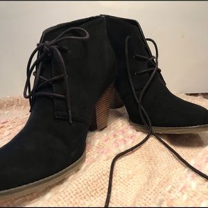 Mia Girl Women’s Black Stacked Heel Lace-Up Bootie